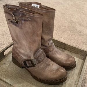 Frye Boots Veronica Slouch